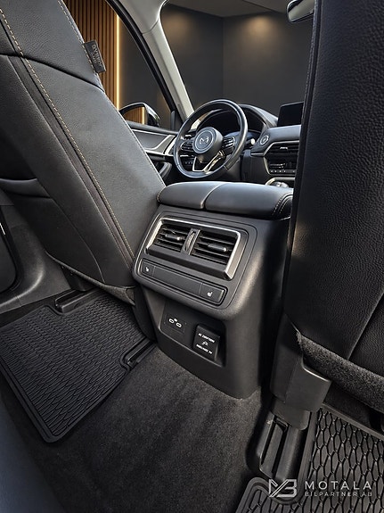 Mazda CX-60 25 of 30
