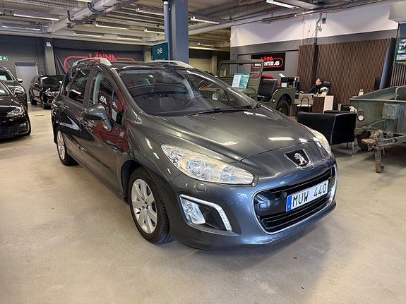 Peugeot 308 SW 4 of 29