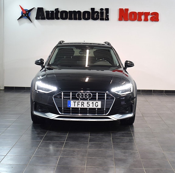 Audi A4 allroad 2 of 28