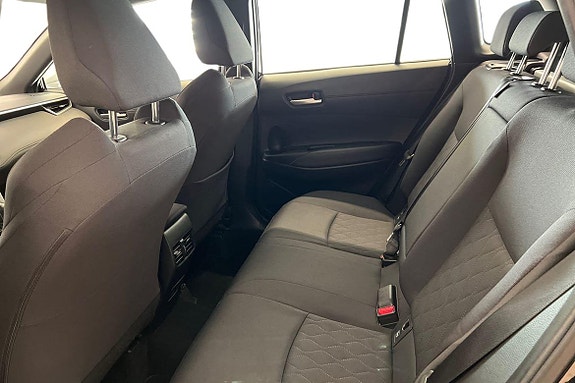 Toyota Corolla Cross 13 of 21