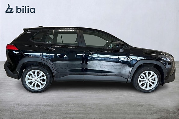 Toyota Corolla Cross 18 of 21