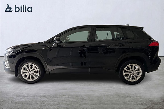 Toyota Corolla Cross 3 of 21