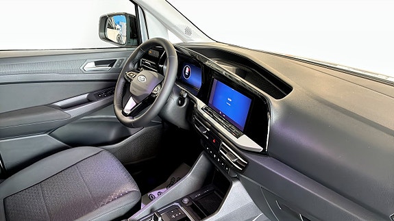 Ford Transit Connect 4 of 12
