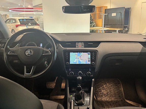 Skoda Octavia 10 of 20
