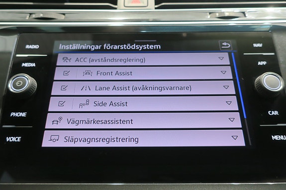 Volkswagen Tiguan 12 of 19