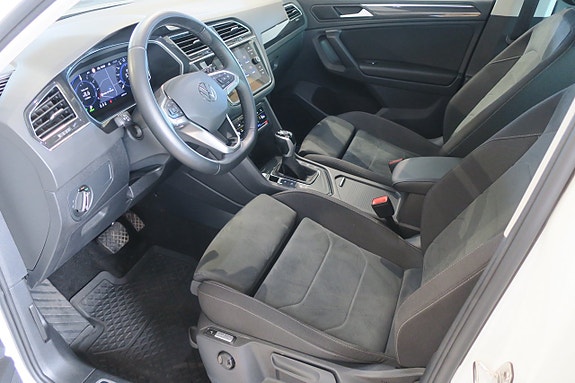 Volkswagen Tiguan 5 of 19