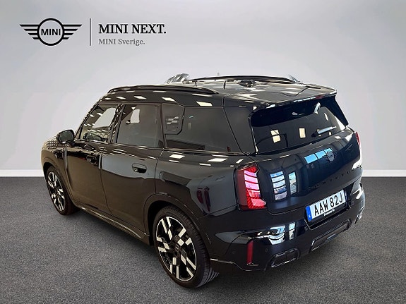 MINI Countryman SE 4 of 16