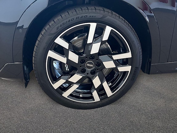 MINI Countryman SE 12 of 16