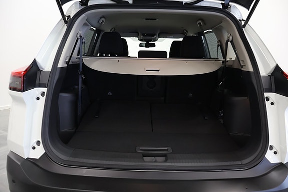 Nissan X-Trail 17 of 19