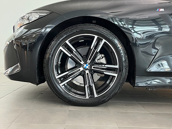 BMW 320 4 of 14