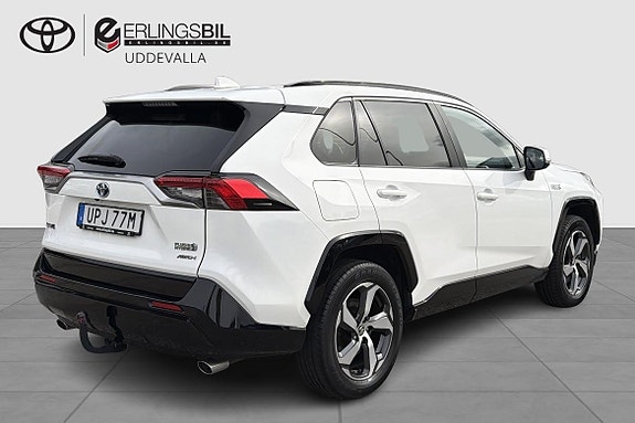 Toyota RAV4 14 of 17
