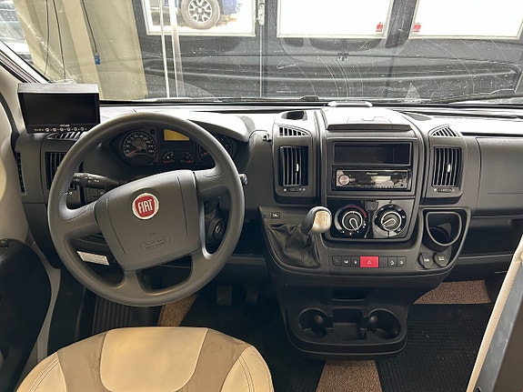 Pilote P 740 / Solcell / Automat / Långbäddar 21 of 24