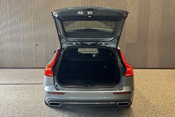 Volvo V60 9 of 11
