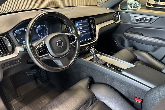Volvo V60 5 of 11
