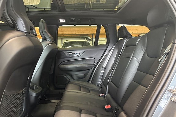 Volvo V60 7 of 11
