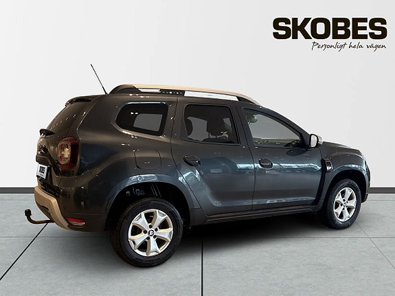 Dacia Duster 6 of 19