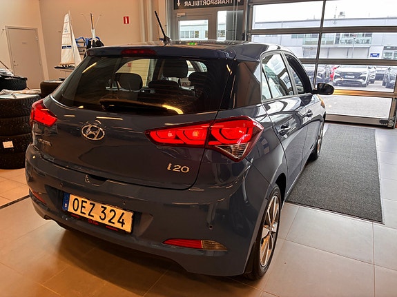 Hyundai i20 5 of 24