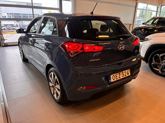 Hyundai i20 7 of 24