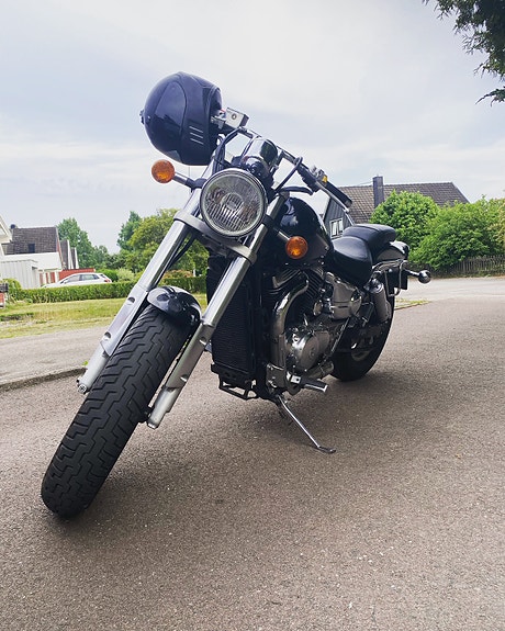 Suzuki Marauder 6 of 6
