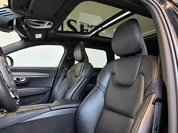 Volvo V90 Cross Country 6 of 11