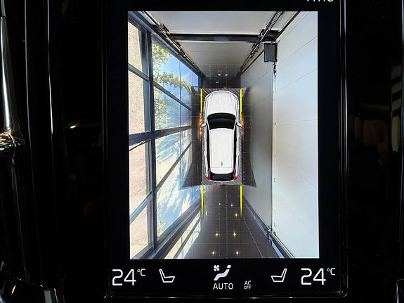 Volvo V90 Cross Country 10 of 11