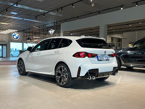BMW M135i 19 of 19