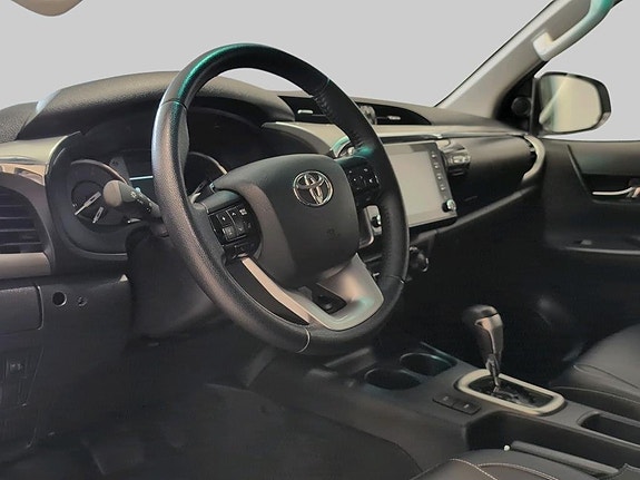 Toyota HiLux 6 of 13