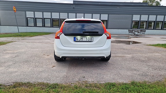 Volvo V60 6 of 10
