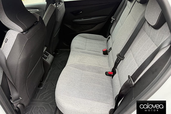 Renault Megane E-Tech 14 of 15