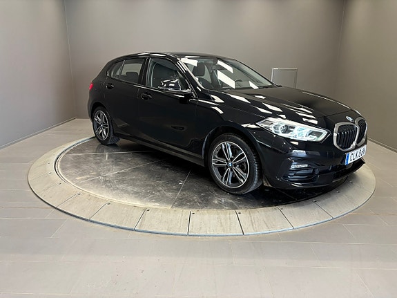 BMW 118i 7 of 23