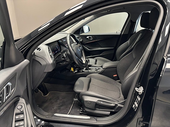 BMW 118i 14 of 23