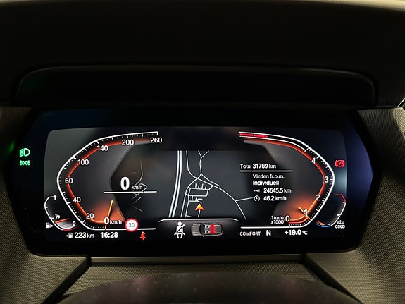 BMW 118i 16 of 23