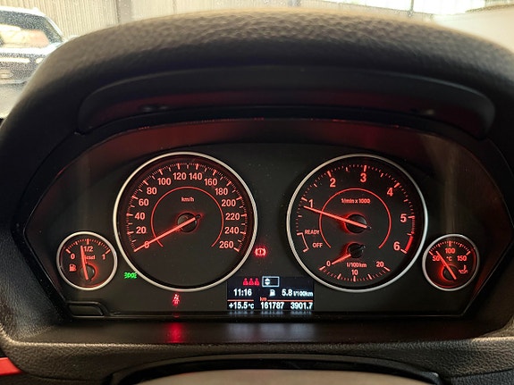 BMW 320d 14 of 18
