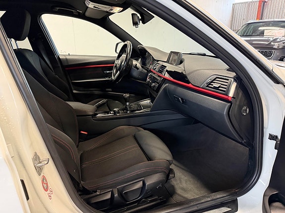 BMW 320d 6 of 18
