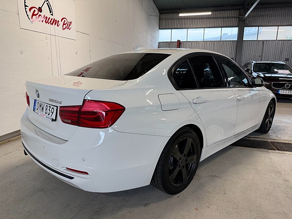 BMW 320d 4 of 18