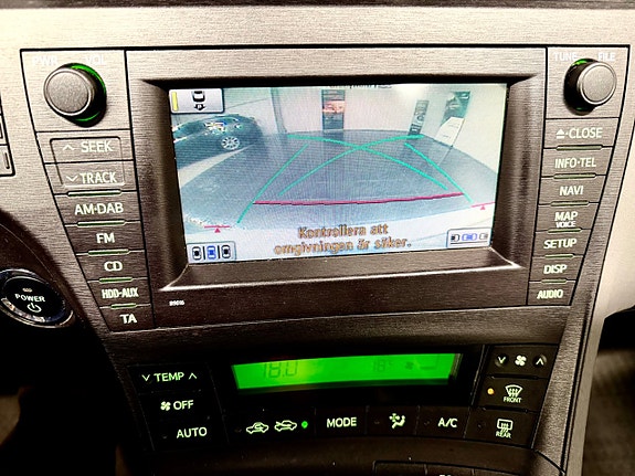 Toyota Prius 16 of 19