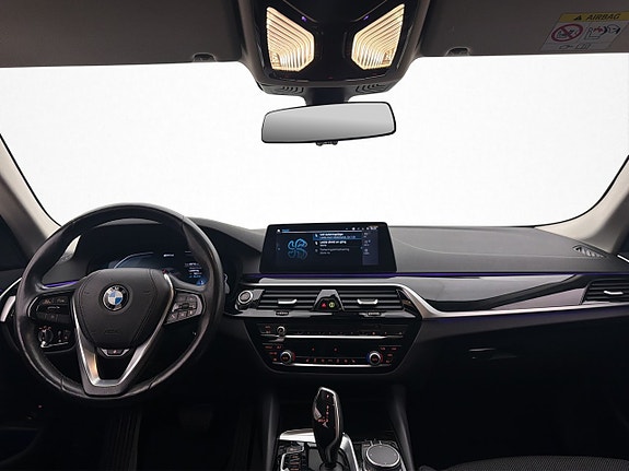 BMW 530e 13 of 30