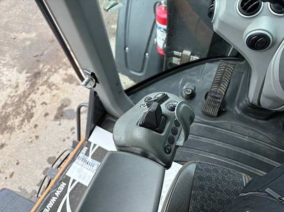 CASE 721 G 17 of 20