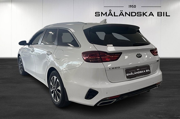 Kia Ceed 3 of 11