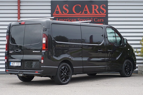 Renault Trafic 10 of 23