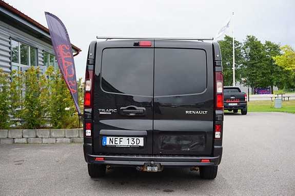 Renault Trafic 11 of 23