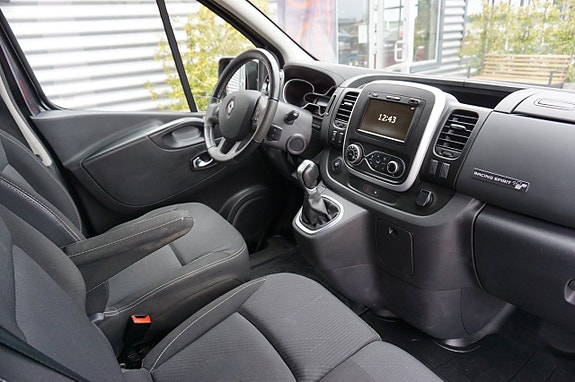Renault Trafic 22 of 23