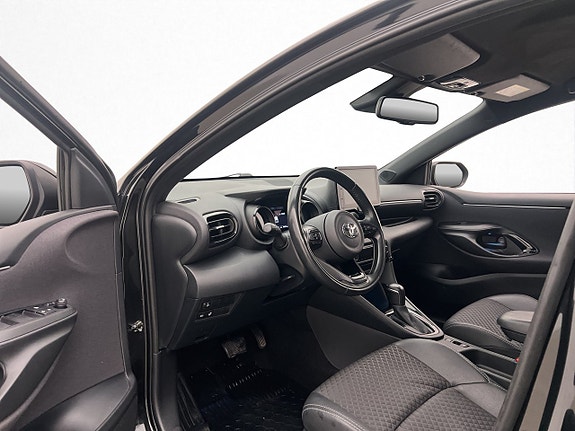 Toyota Yaris 11 of 29