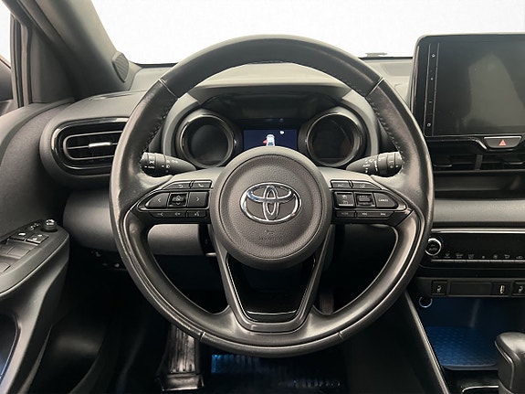 Toyota Yaris 16 of 29