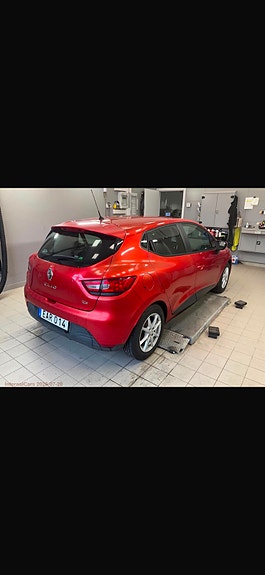 Renault Clio 2 of 10