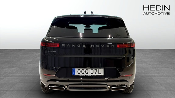 Land Rover Range Rover Sport 7 of 15