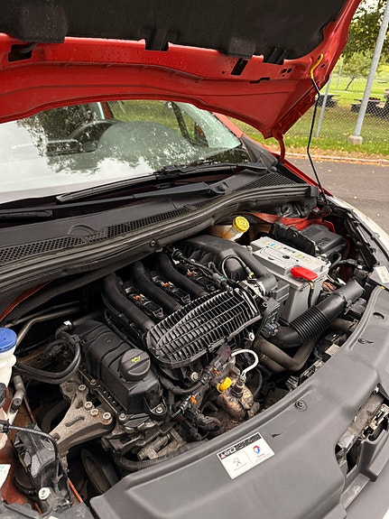 Peugeot 208 9 of 9