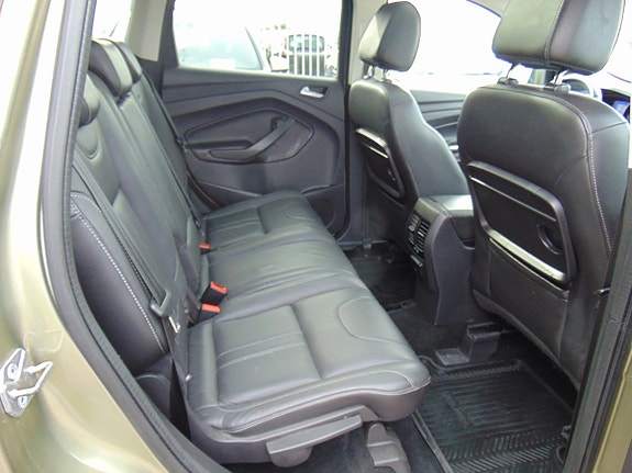 Ford Kuga 10 of 11