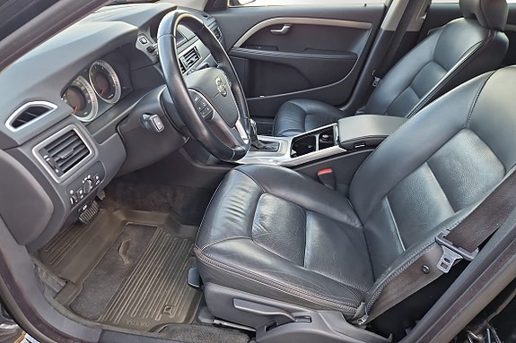 Volvo XC70 4 of 15