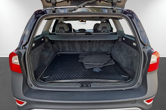 Volvo XC70 7 of 15